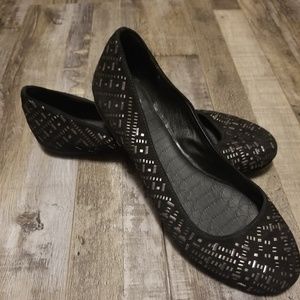 Gianni Bini flats